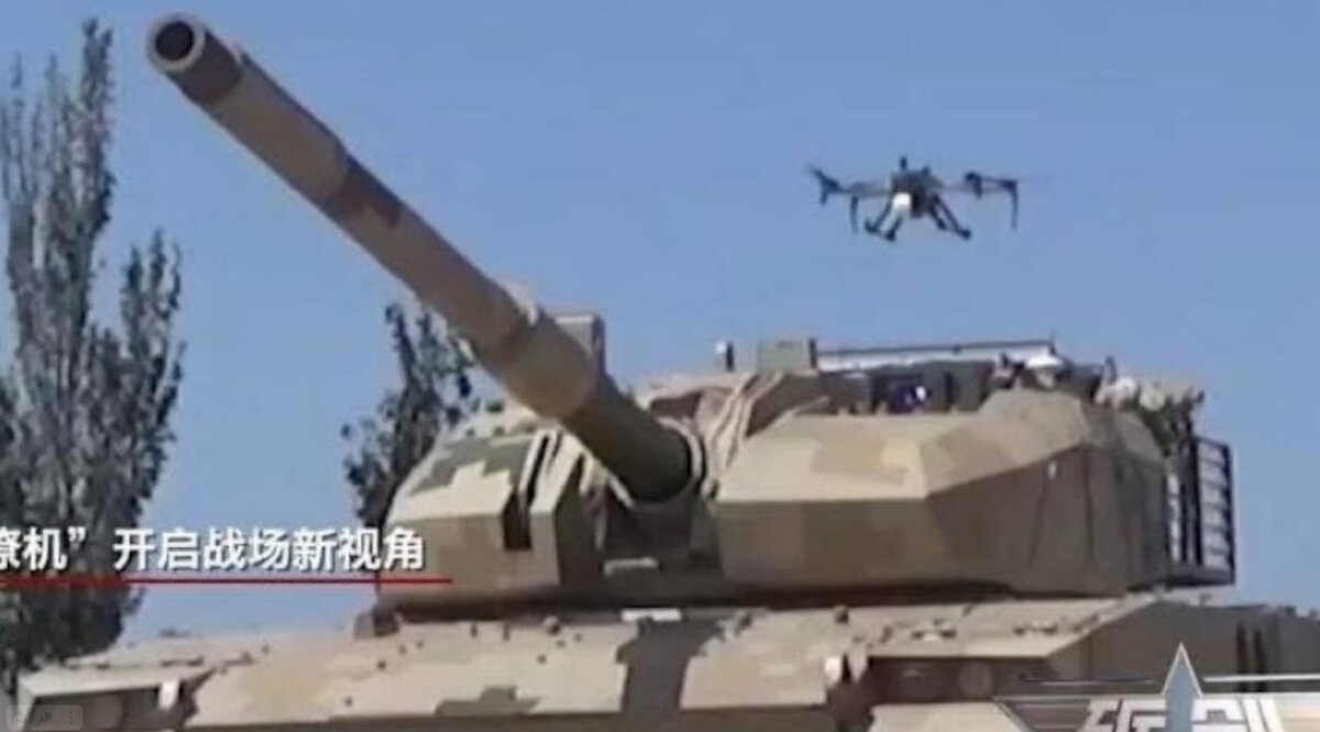 Китайский танк теперь с "личным беспилотником " - Type 99A получил новую систему управления БПЛА. Фото: Интернет.
