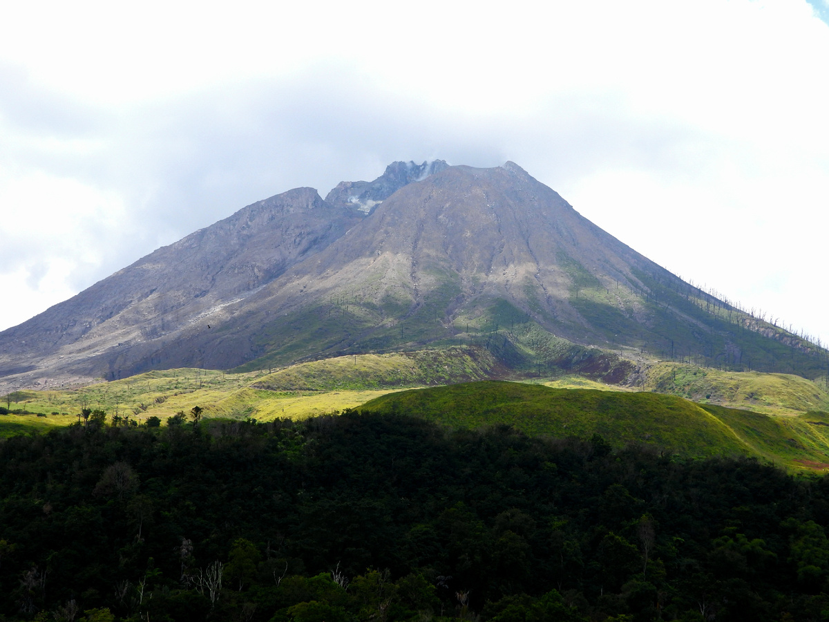 ВУЛКАН СИНАБУНГ 
