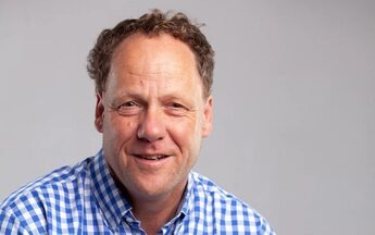 Штефан Дюрр — российский предприниматель с немецкими корнями, основатель и президент ГК «ЭкоНива» — одного из крупнейших в мире производителей сырого молока и лидера молочного рынка России. hse.ru