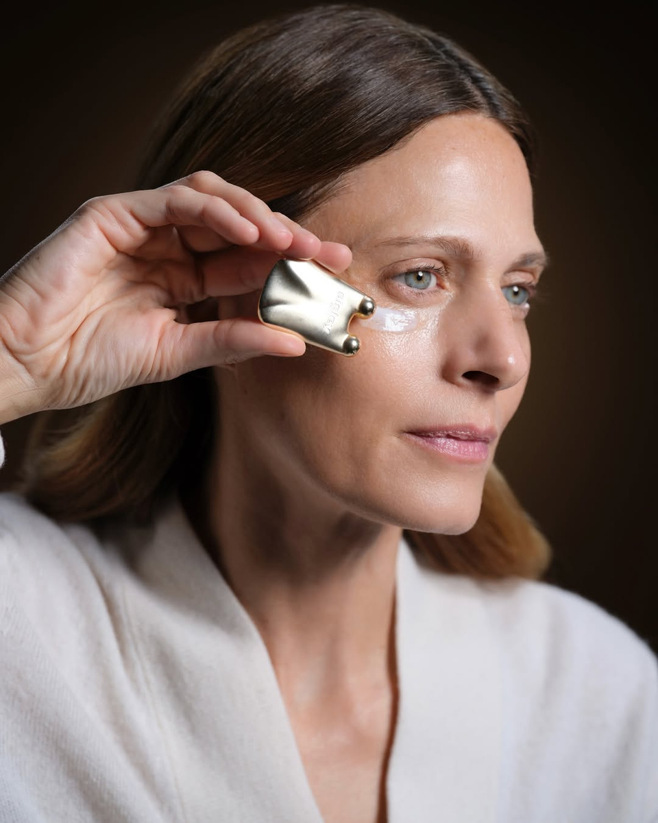    @sisleyparisofficial