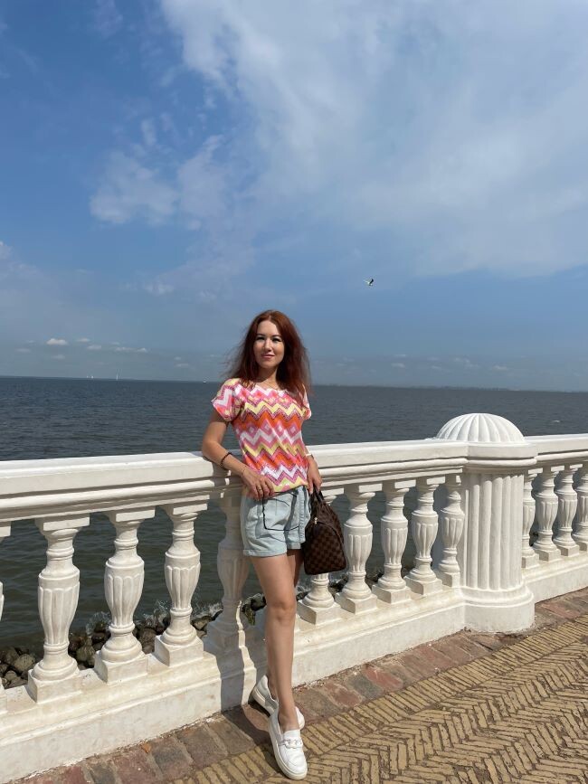 Автор в летнем образе)