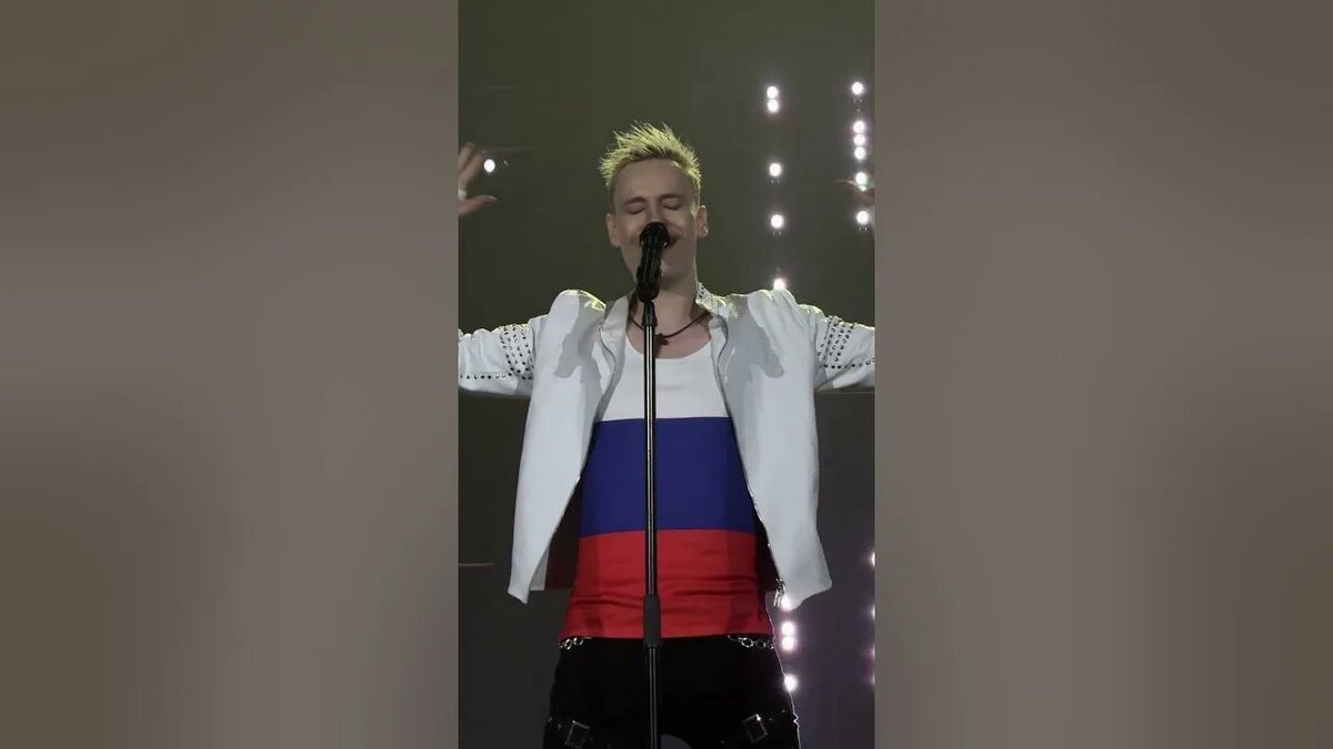 Фото из открытых источников. Шаман на концерте в Кургане