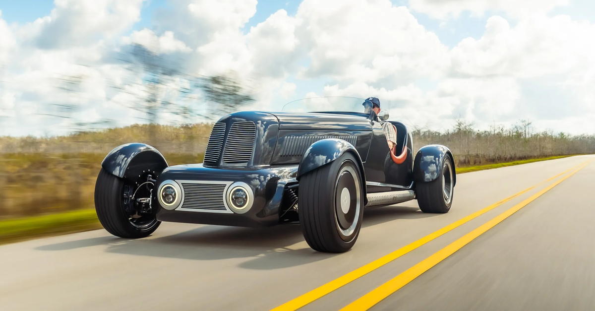    Рестомод создан по мотивам уникальной модели 40 Special Speedster Эдсела Форда
