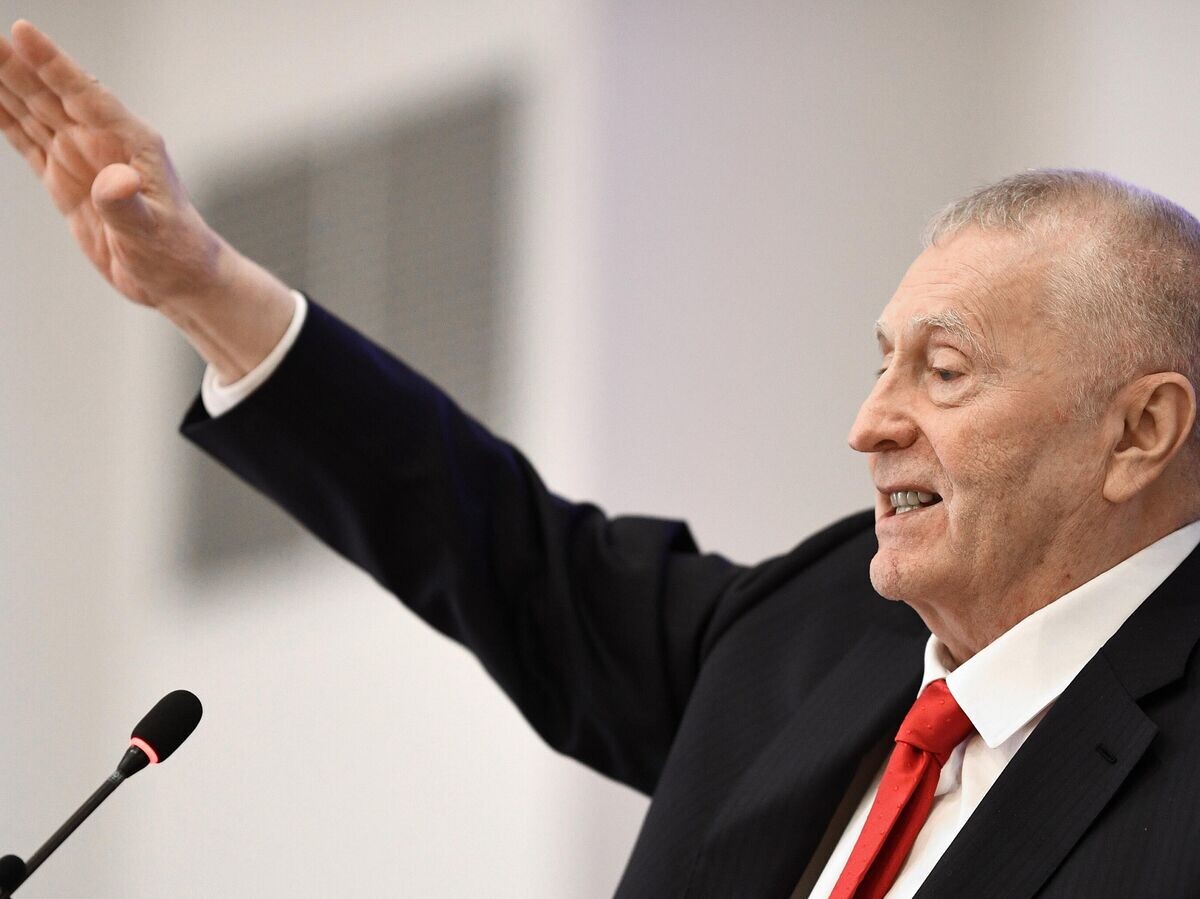    Руководитель Высшего Совета ЛДПР Владимир Жириновский во время обращения к молодежи в свой день рождения в актовом зале Института мировых цивилизаций | © РИА Новости / Владимир Астапкович