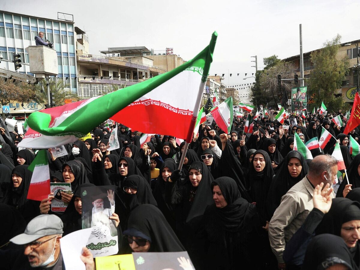    Похороны жертв американо-израильского удара по Тегерану | © REUTERS / Mohammadreza Dehdari