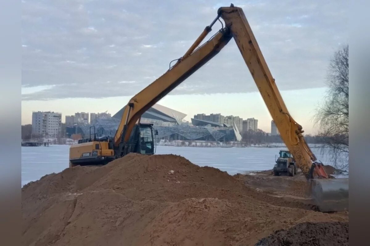    В самом центре Казани, на берегу озера Нижний Кабан, разгорелся нешуточный конфликт.