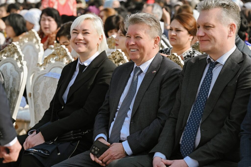 Фото: Русский дом в Худжанде