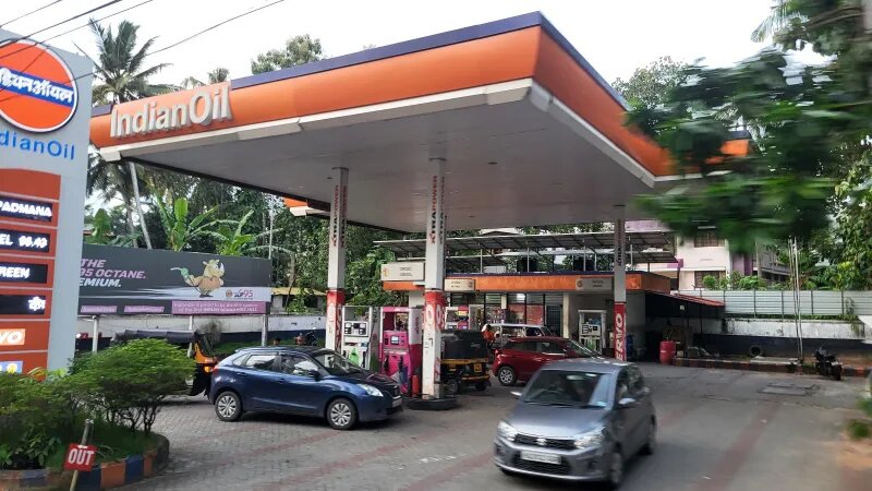      Индийский Клондайк: объемы экспорта нефти из РФ выросли до 4 млн баррелей в сутки
