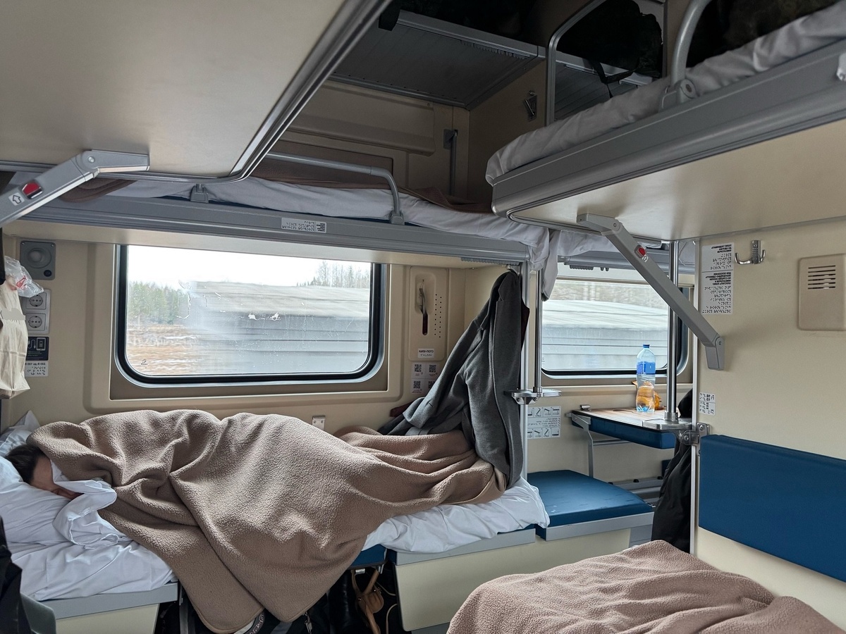 Использование нижней полки в вагонах РЖД