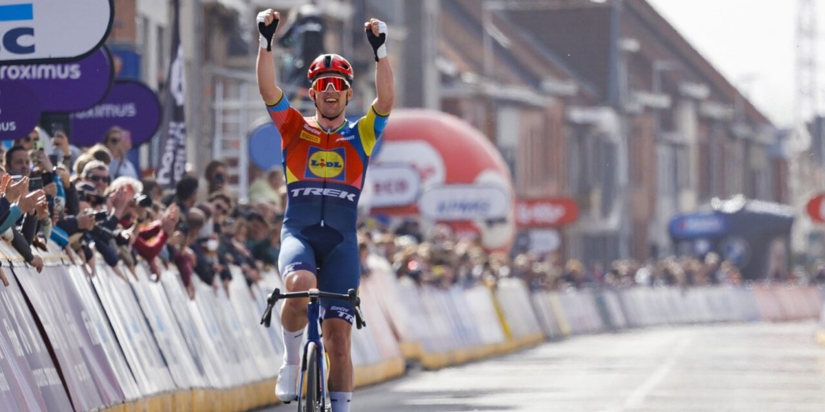 Мадс Педерсен одержал победу в гонке 2025 года