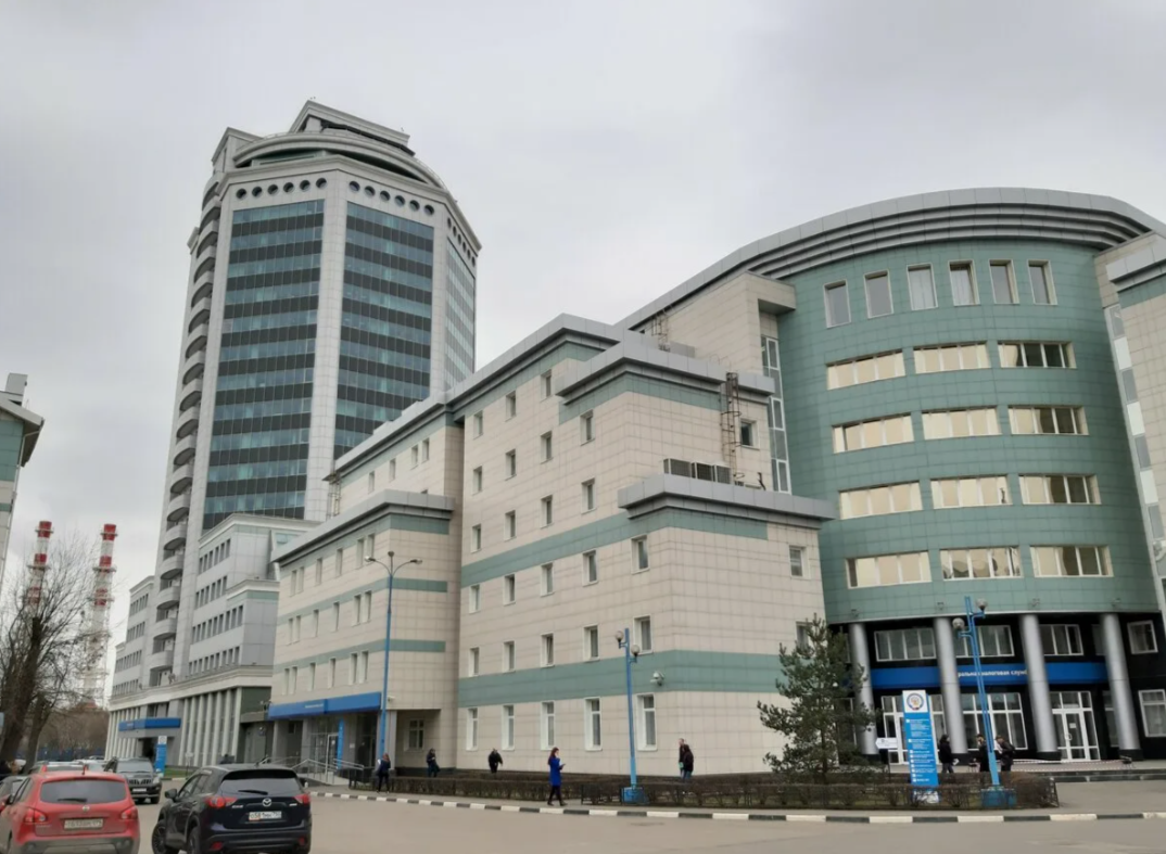 и это - не считая кучи не менее красивых зданий Управлений ФНС и самих Инспекций