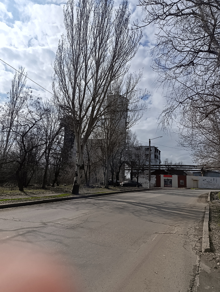 Зигзаги улицы Девятого Января возле шахты имени Горького.