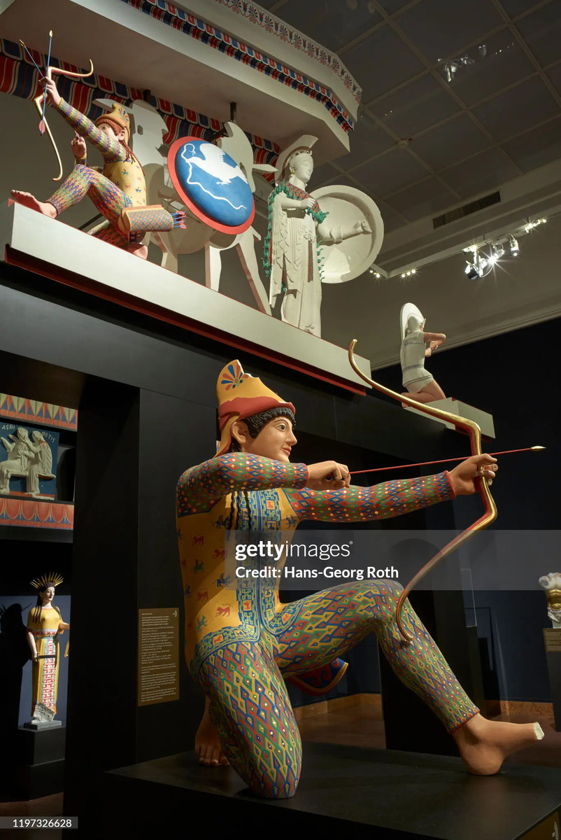 Цветная реконструкция лучников в музее Франкфурта-на-Майне. Все изображения принадлежат их авторам, и приведены в ознакомительных целях.