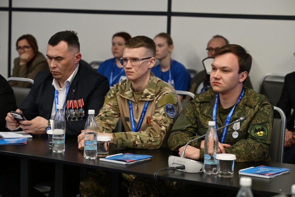    На форуме обсудили помощь бойцам СВО и патриотработу