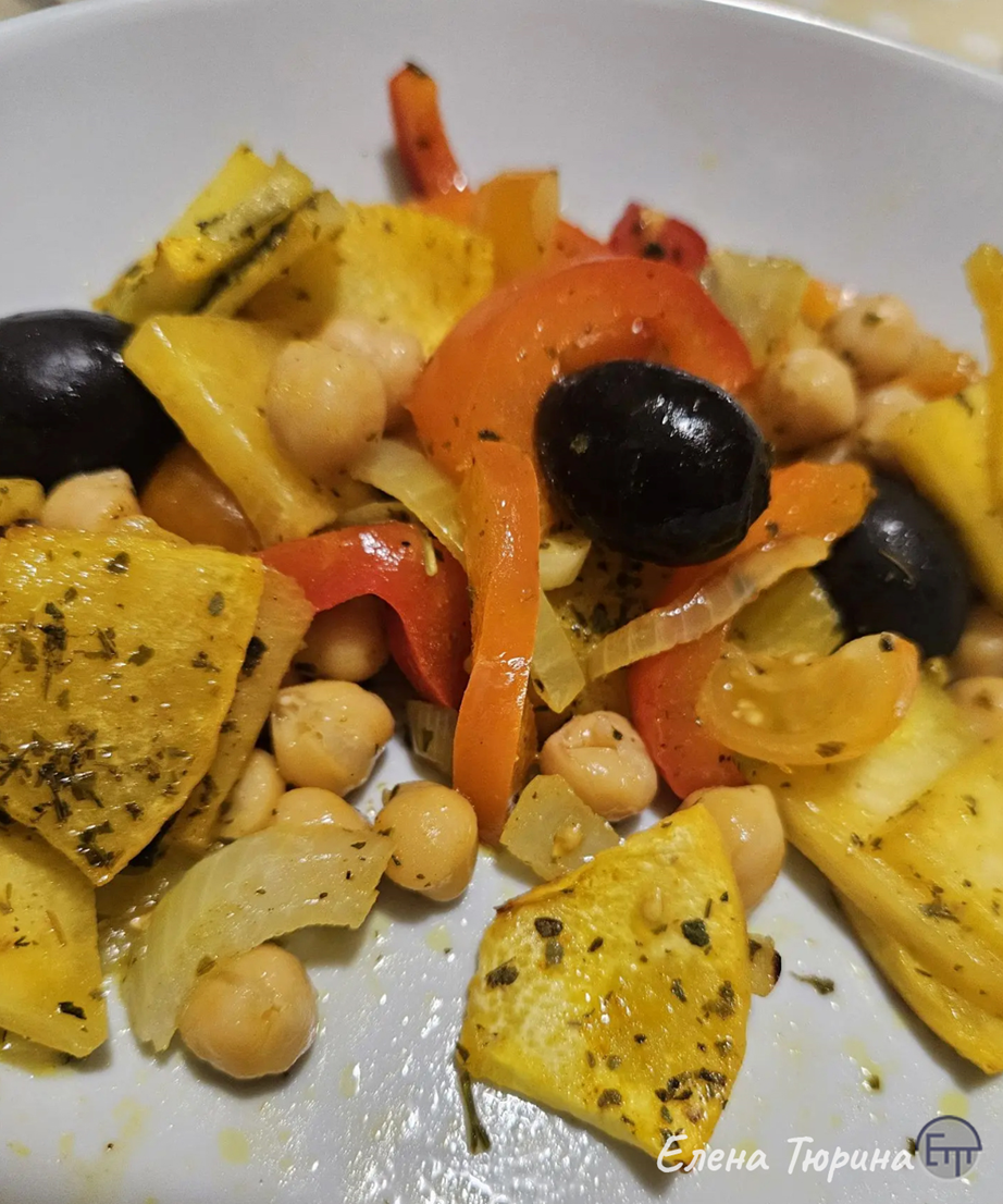 Фото: Елена Тюрина. Горячий салат с тыквой и нутом. Детали.