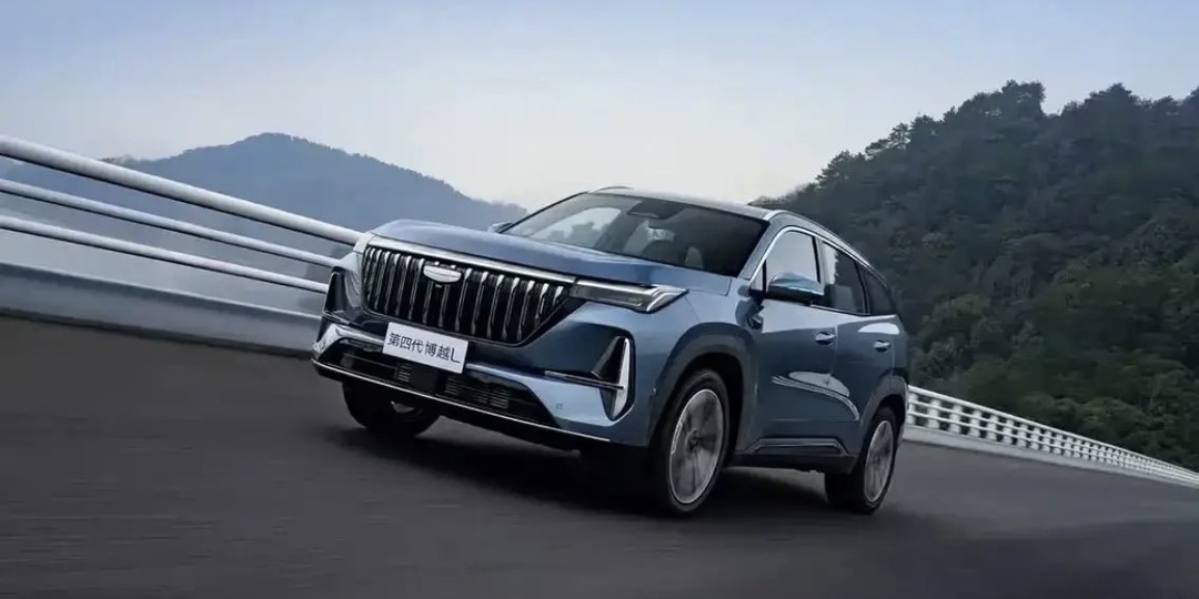 Geely Atlas обновляется: Что нового в кроссовере и когда ждать в России?