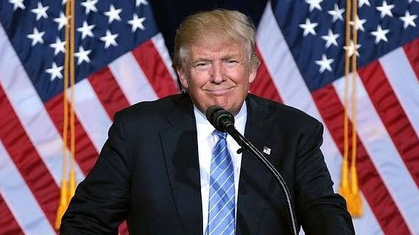     Дональд Трамп   
(cc) Gage Skidmore