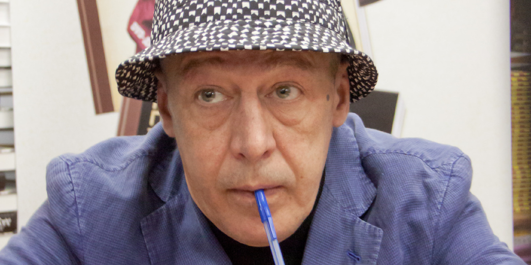 Закидали цветами! Триумфальное возвращение Михаила Ефремова на сцену