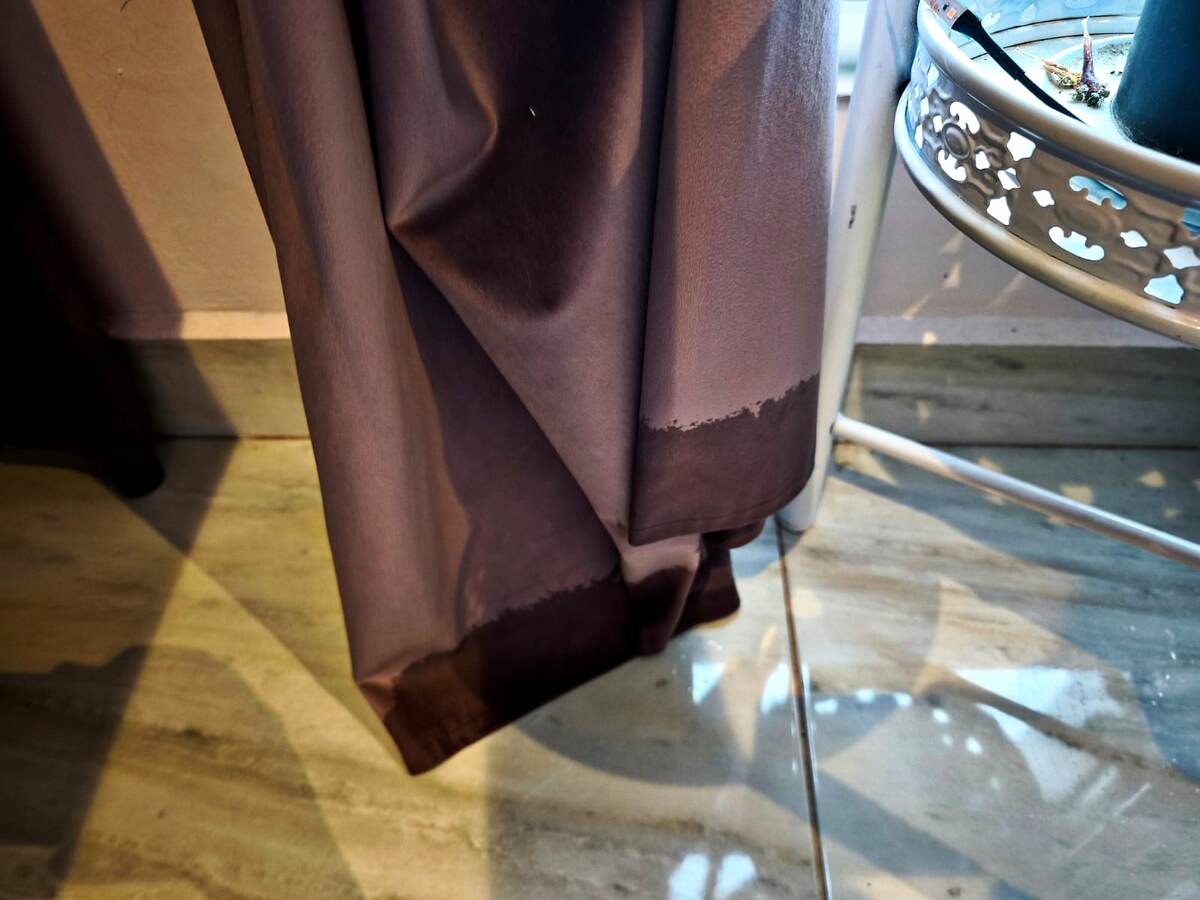 Фото моей намокшей шторы