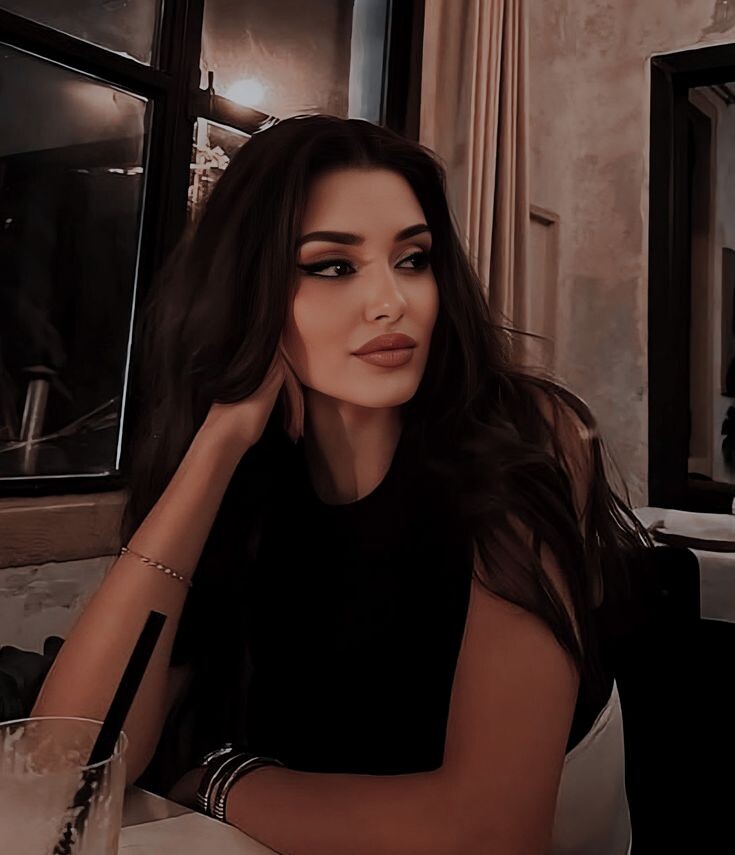 Ханде Эрчел 