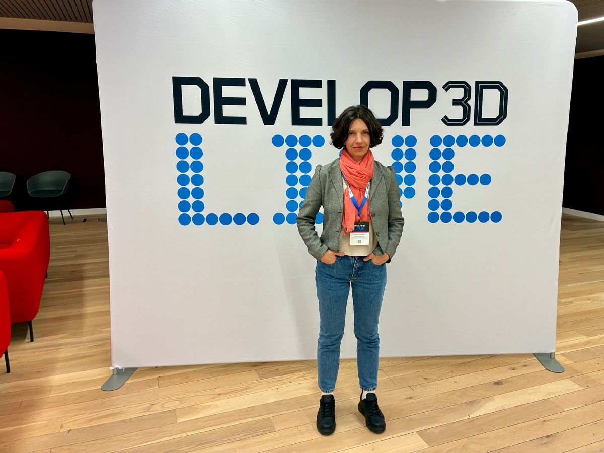 Когда твой муж - приглашенный гость, а ты проходишь по документам как суровый администратор. Соответствую моменту! Фото из личного архива