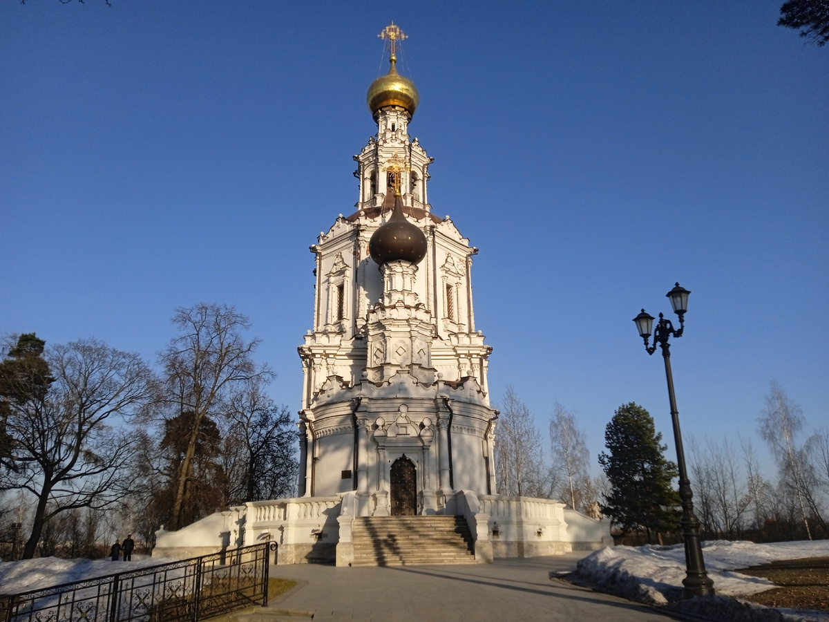 1. Храм Троицы Живоначальной в селе Троице-Лыково. 25 марта 2026. Фотографии авторские.
