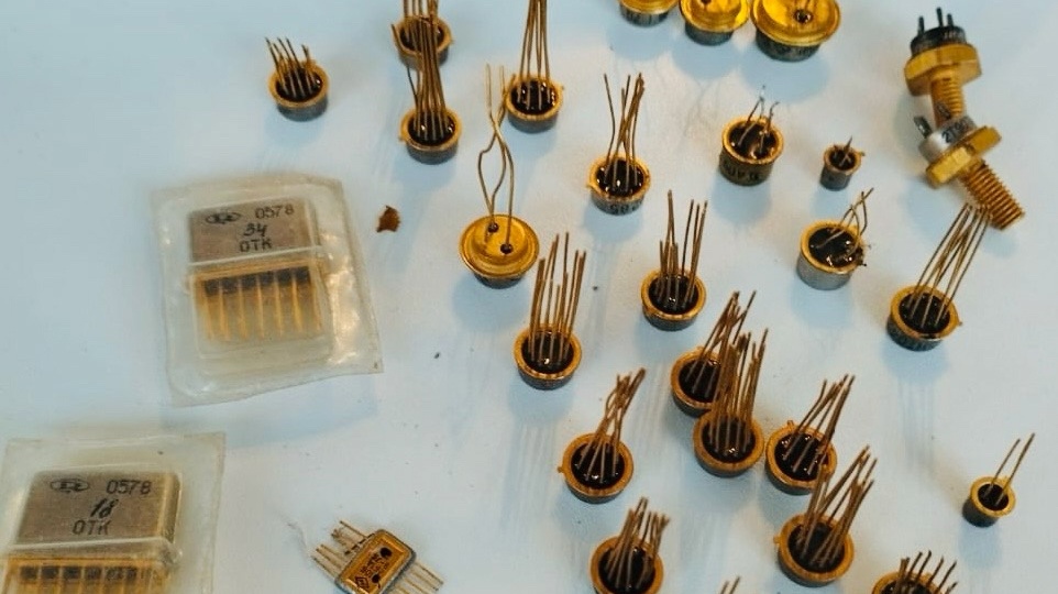 Как проверить работоспособность советских радиодеталей и почему не стоит выкидывать нерабочие