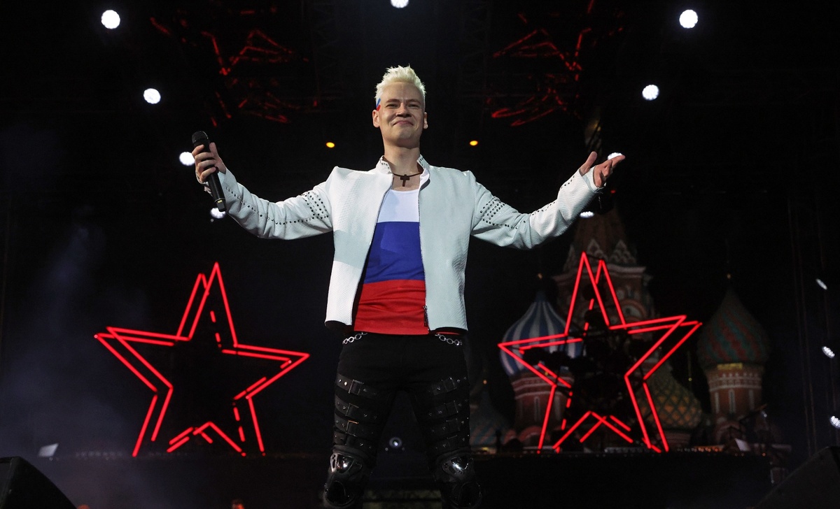 Главный Патриотический Певец России. Из интернета