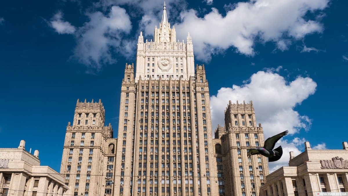     МИД России   
Антон Привальский © ИА Красная Весна