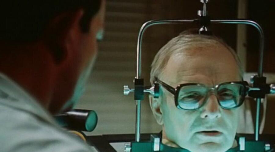     Кадр из к/ф «Завещание профессора Доуэля», 1984 г.