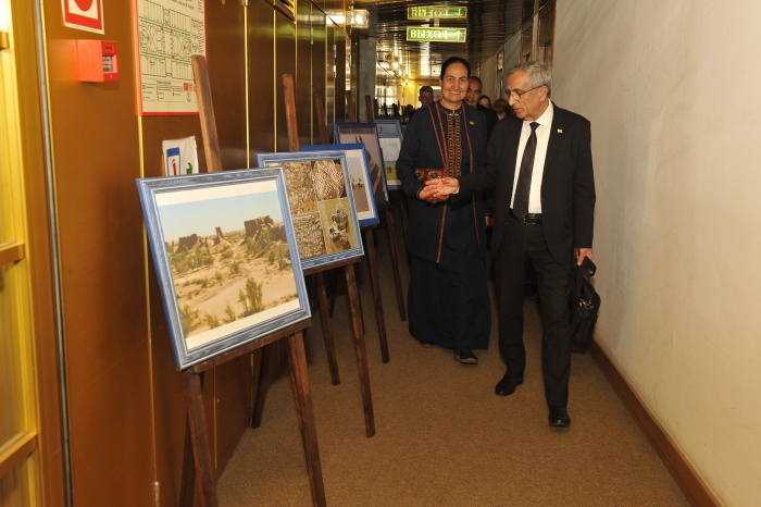     Источник информации: анонимная e-mail рассылка.