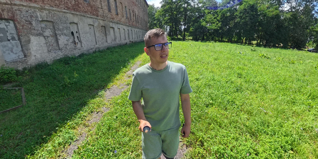 «Вы что, в 11 вечера по улицам ходите?»: 21 Апреля американка Сара увидела в центре Москвы женщин с колясками и потребовала вызвать полицию