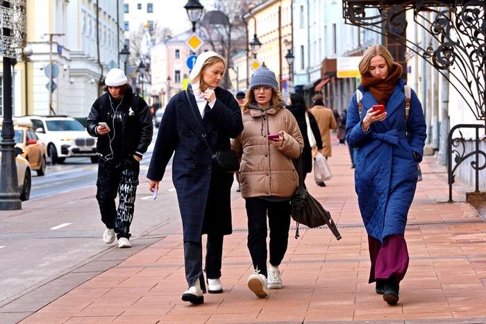 Прогноз погоды на апрель 2026 года. Обложка © Shutterstock / FOTODOM / Oleg Elkov