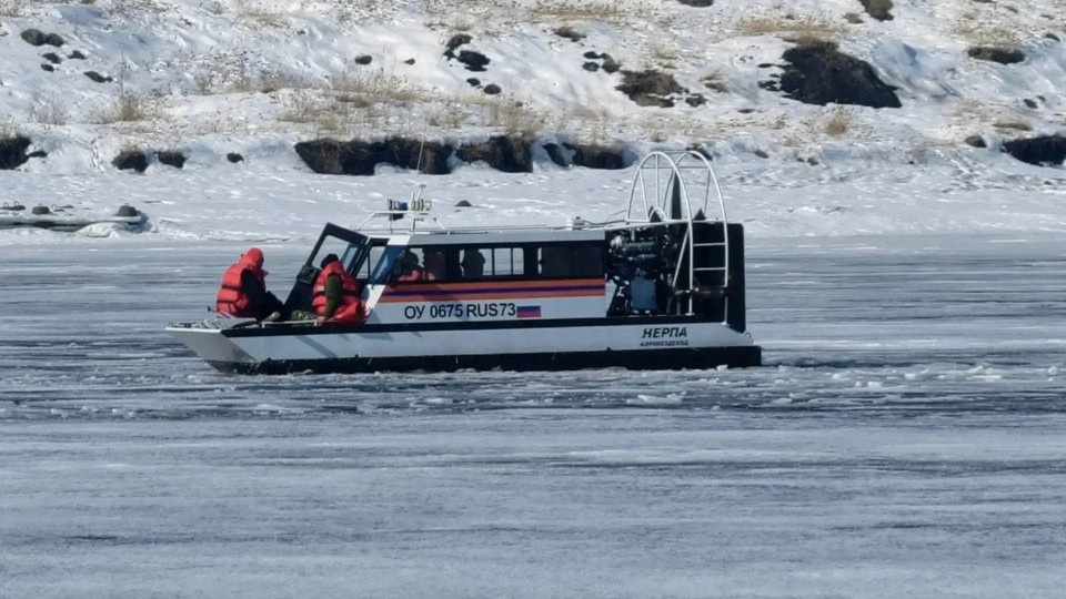    25 марта на Волге продолжились водолазные работы. Фото: МЧС Ульяновской области
