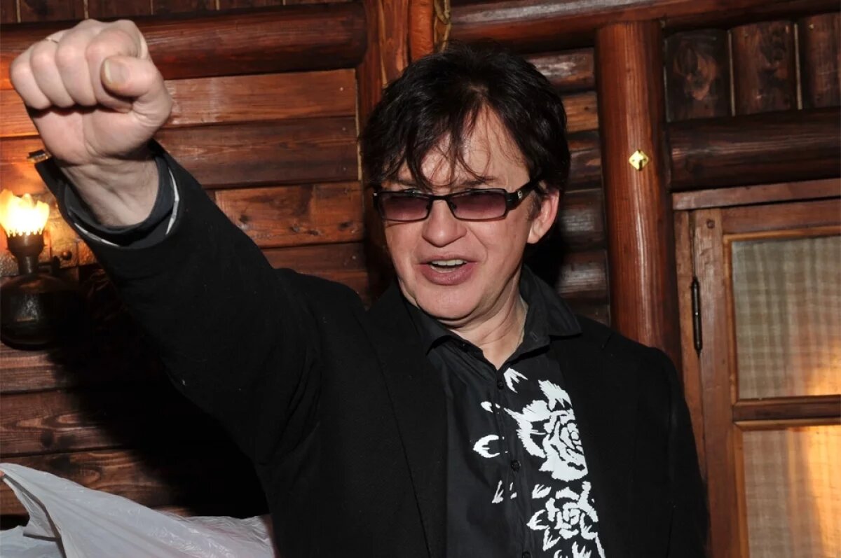    Основное наследство Барыкина оказалось нематериальным — композитор написал около 400–500 песен, среди которых всенародные хиты «Букет», «Аэропорт», «За той рекой».