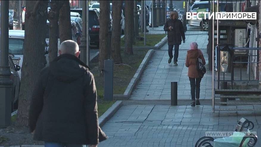 Новое дорожное ограждение установят в районе Третьей Рабочей во Владивостоке