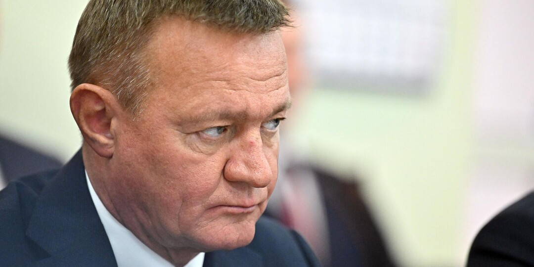 Экс-губернатор Курской области Алексей Смирнов заявил, что его предшественник Роман Старовойт получал «откаты» при строительстве оборонных..