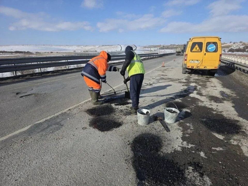    Восстановление дорог после зимы. Источник: министерство транспорта Алтайского края