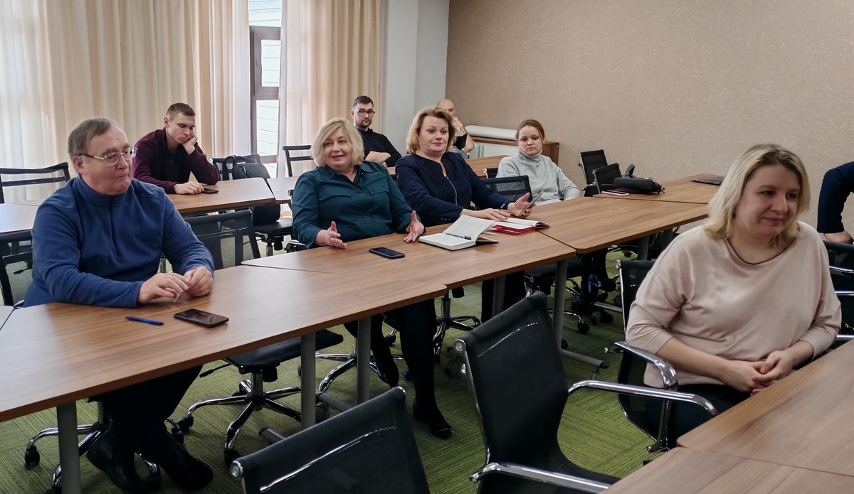 Фото: ИЭМ ТГУ Научная встреча в ИЭМ ТГУ