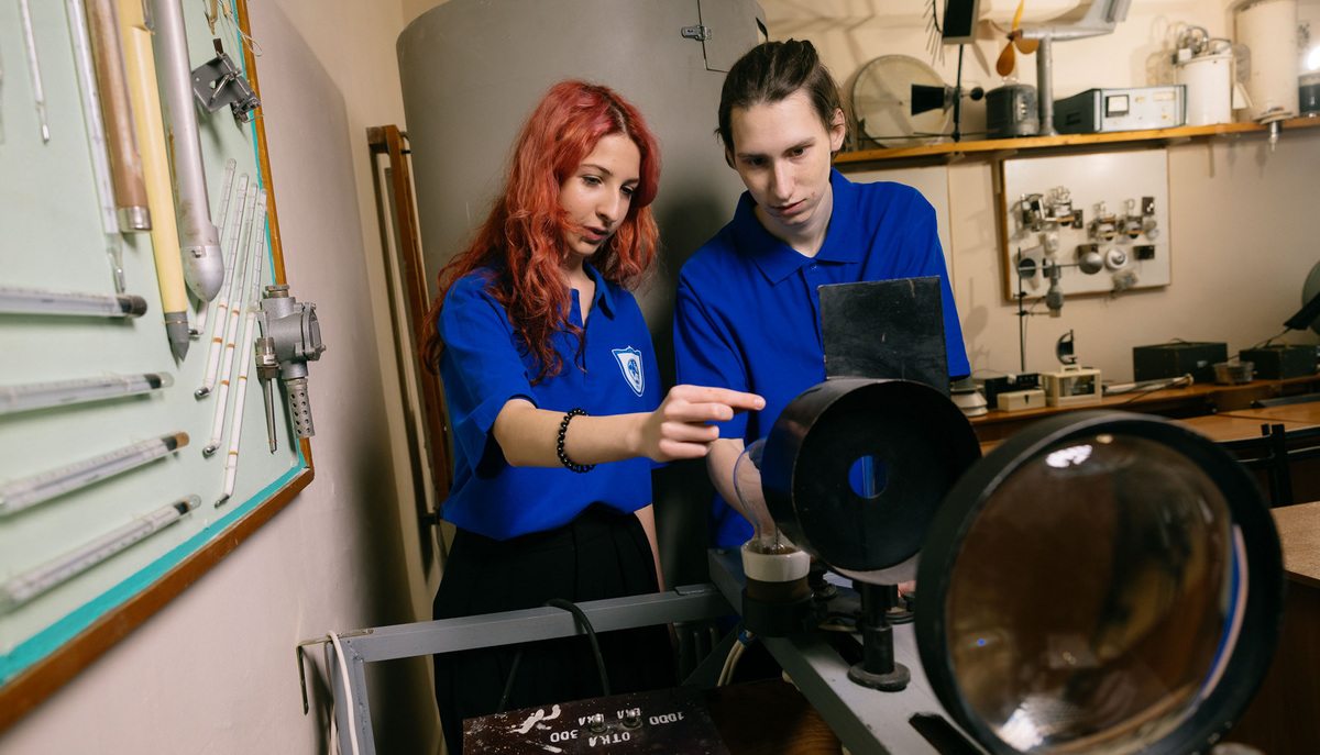 Студенты ГГФ ТГУ на лабораторных практикумах
Фото: ГГФ ТГУ