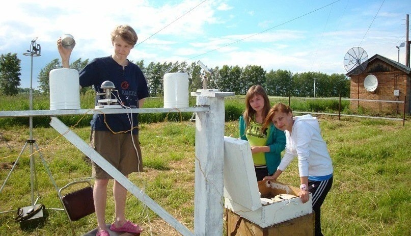 Студенты ГГФ ТГУ во время летних практик