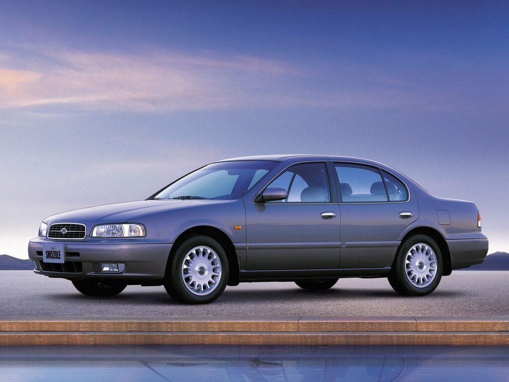 Renault Samsung SM5 первого поколения 1998 — 2005.