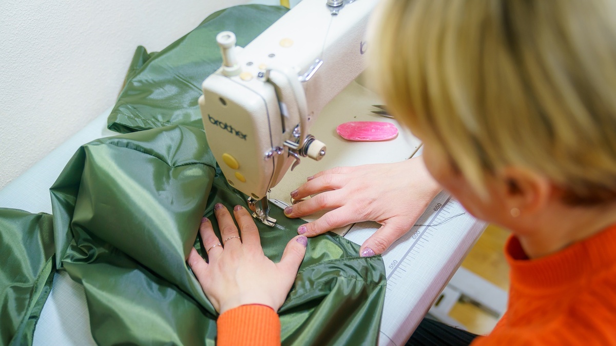    В Югре подвели итоги акции «Шьём для СВОих»