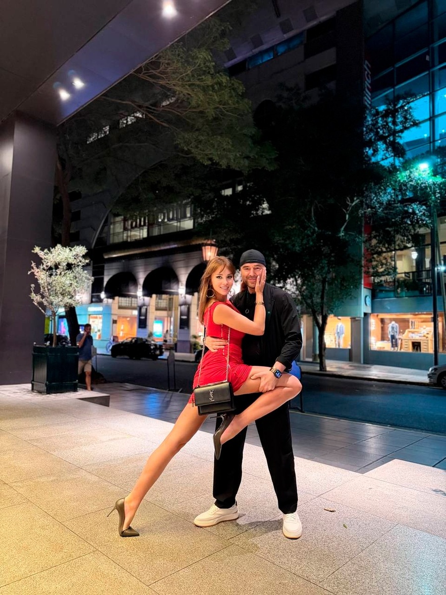    Экс-супруга телеведущего Полина счастлива в новых отношениях с бизнесменом Романом Товстиком. Фото: Личная страница Полины Дубровой в соцсети