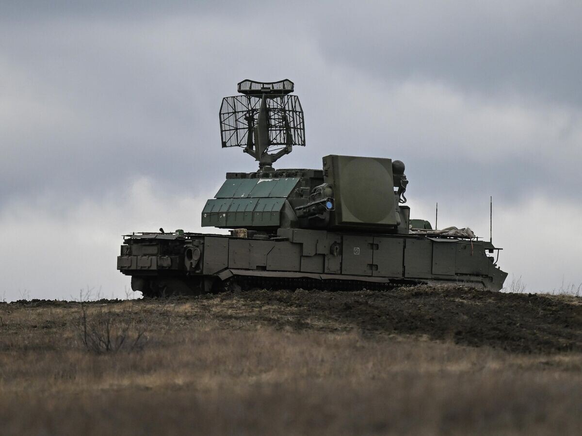    Боевая работа расчета зенитно-ракетного комплекса "Тор-М1" | © РИА Новости / Станислав Красильников