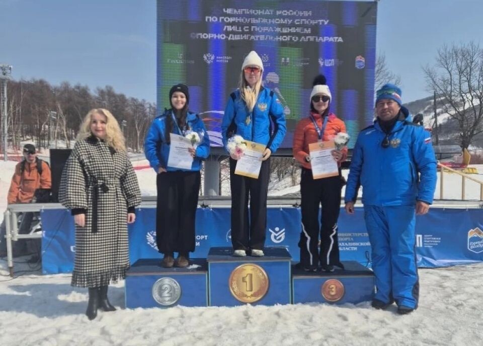    Горнолыжница Таисья Форьяш завоевала две серебряные награды на чемпионате России в Южно-Сахалинске (спорт лиц с ПОДА)
