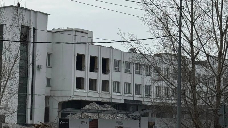     На месте «Оперы» строят ЖК. Александр Щепа