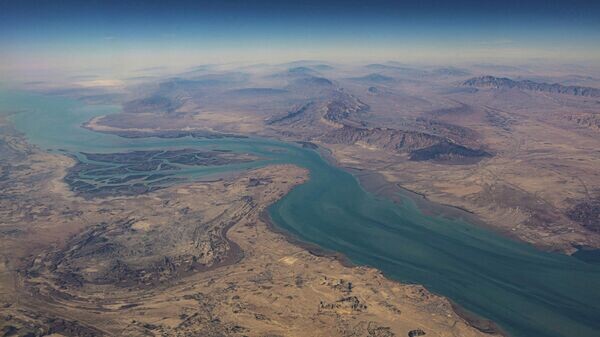    © REUTERS / Nicolas Economou