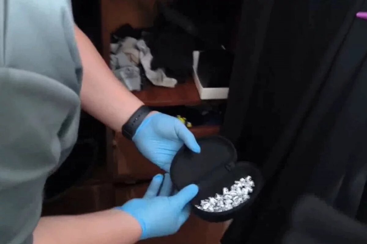    В Хабаровске задержали наркосбытчиков, организатор приехал из Владивостока