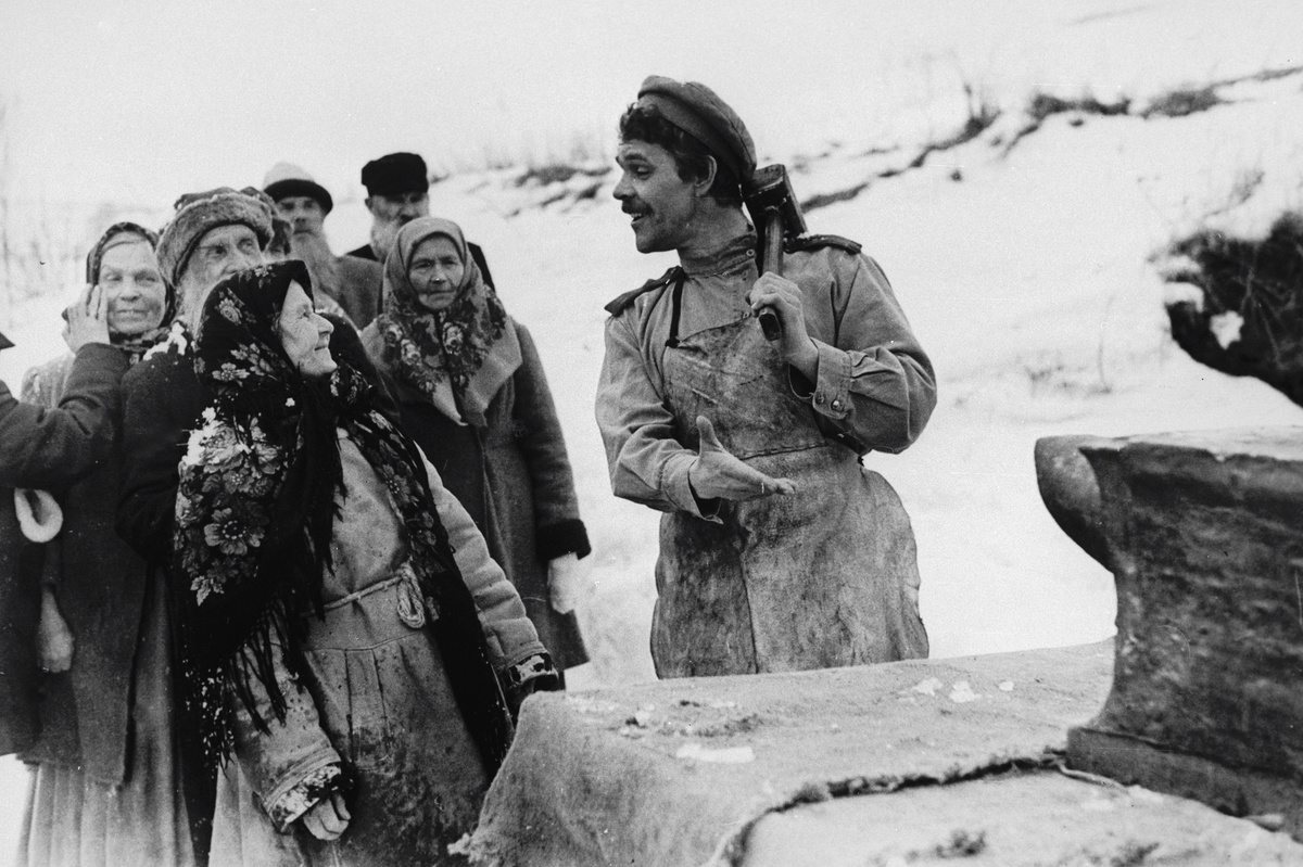     Алексей Булдаков в фильме «Небывальщина» / РИА Новости / И. Гневашев